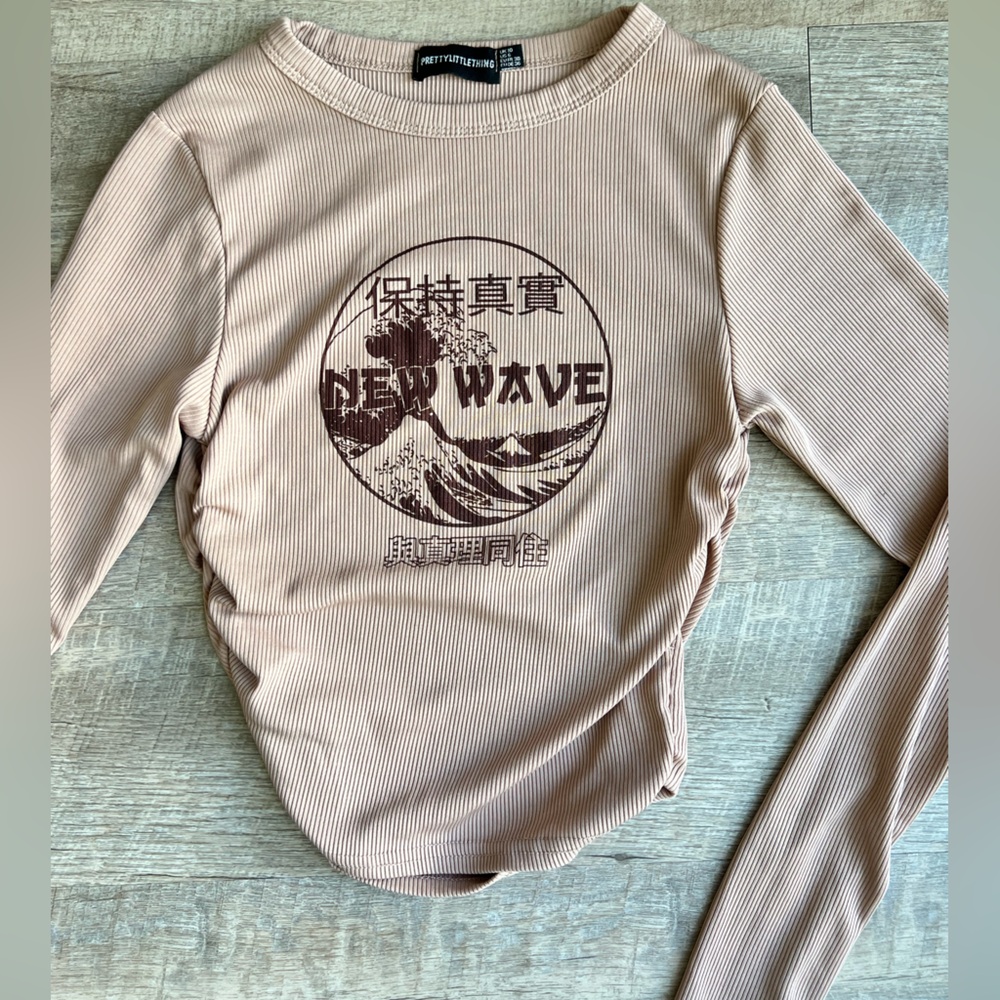 PrettyLittleThing New Wave Top